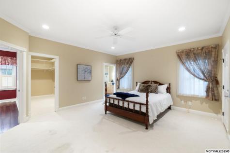 125 Pebble Creek Drive Mason City IA 50401