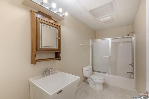 125 Pebble Creek Drive Mason City IA 50401