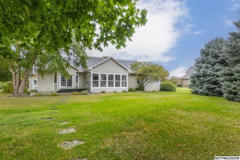 125 Pebble Creek Drive Mason City IA 50401