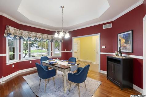 125 Pebble Creek Drive Mason City IA 50401