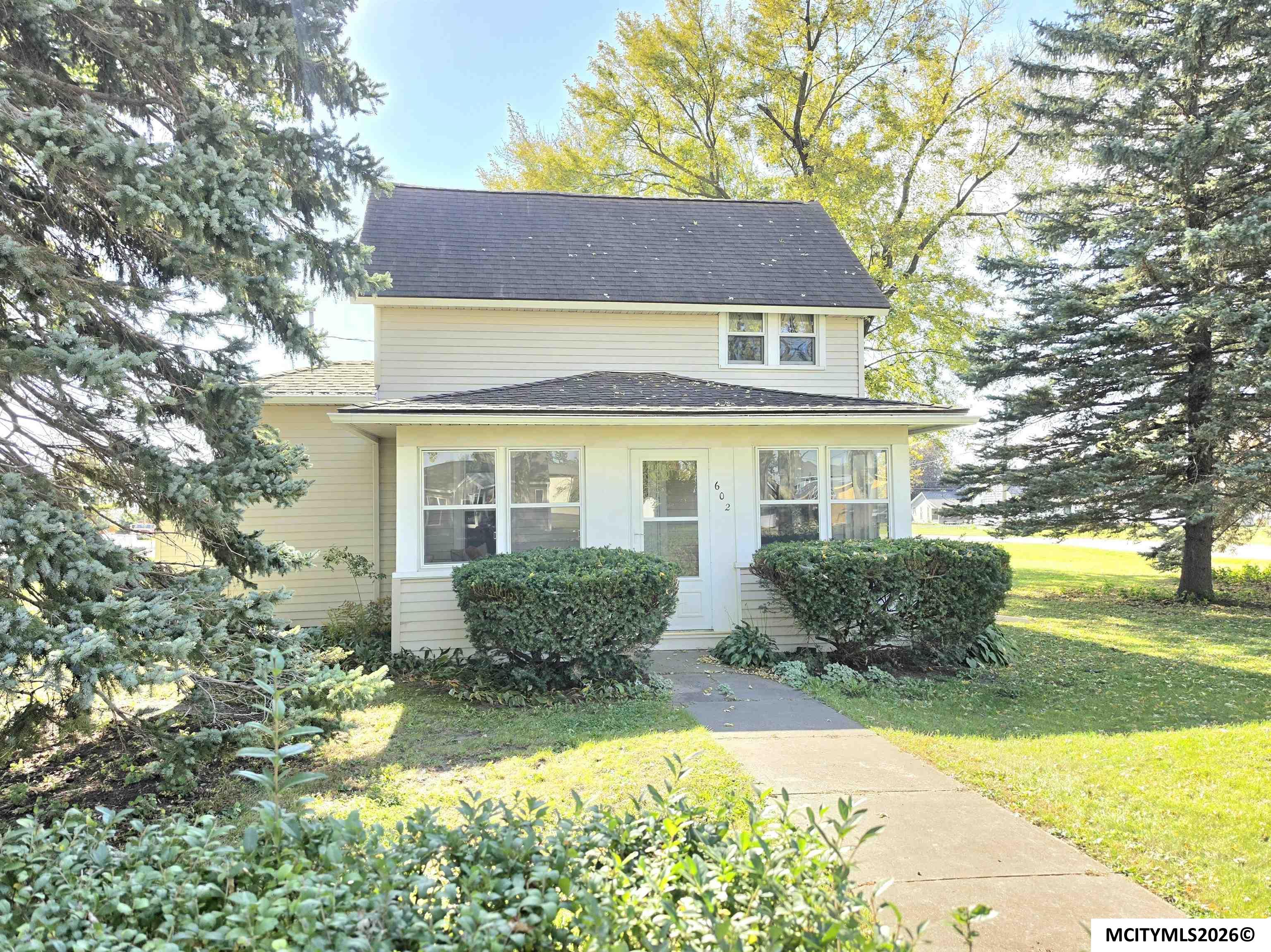 602 S Main Rockwell IA 50469