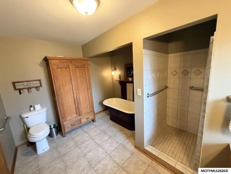 35560 A 180th Avenue Forest City IA 50436