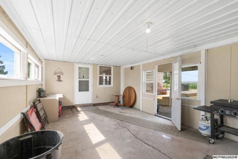 12489 285th Street Mason City IA 50401