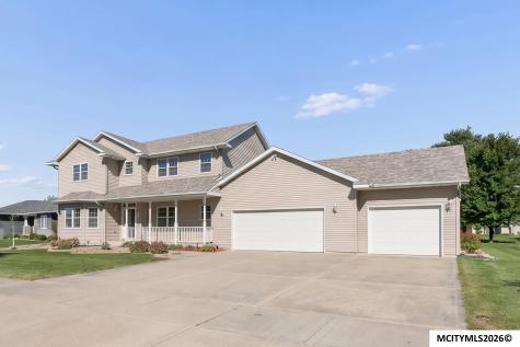 2916 Sunrise Court Mason City IA 50401