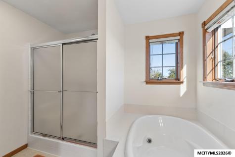 2916 Sunrise Court Mason City IA 50401