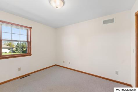2916 Sunrise Court Mason City IA 50401