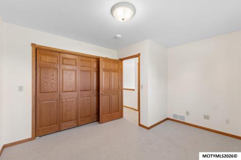 2916 Sunrise Court Mason City IA 50401
