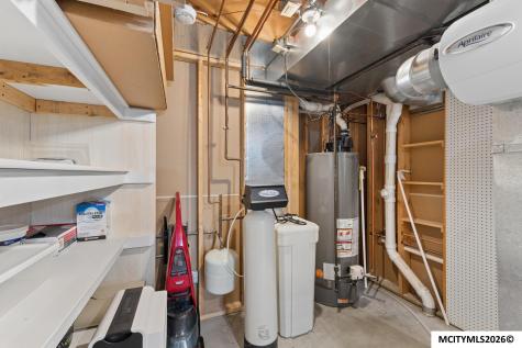 2916 Sunrise Court Mason City IA 50401