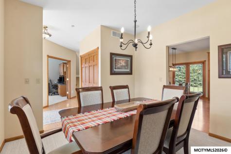 2916 Sunrise Court Mason City IA 50401
