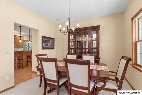 2916 Sunrise Court Mason City IA 50401