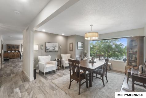 740 Briarstone Drive Mason City IA 50401