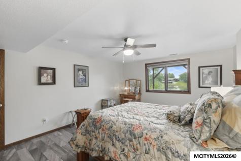 740 Briarstone Drive Mason City IA 50401