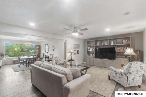 740 Briarstone Drive Mason City IA 50401