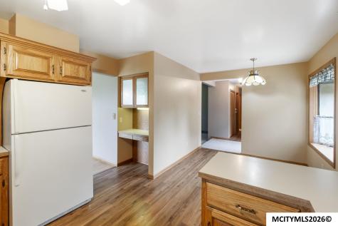 1021 15th SE Mason City IA 50401