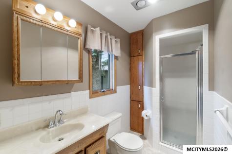 1021 15th SE Mason City IA 50401
