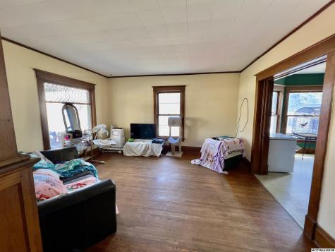 1602 Clark Street Charles City IA 50616