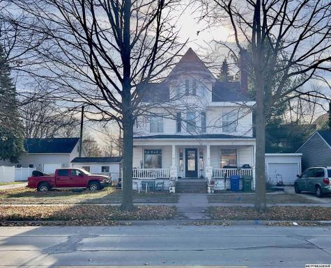 1602 Clark Street Charles City IA 50616