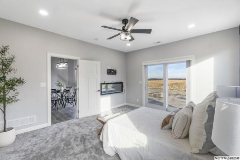 1757 S Illinois Mason City IA 50401