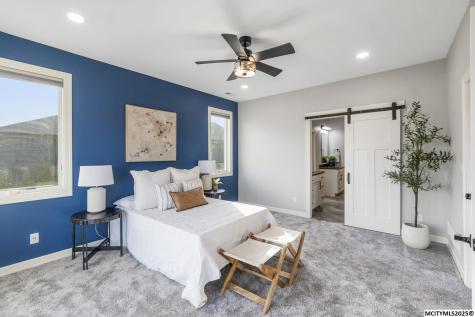 1757 S Illinois Mason City IA 50401