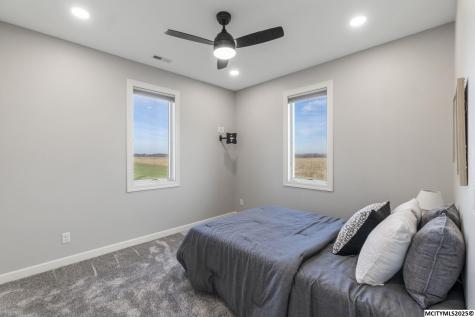 1757 S Illinois Mason City IA 50401