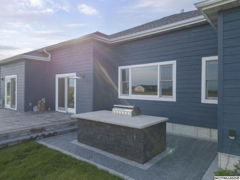 1757 S Illinois Mason City IA 50401