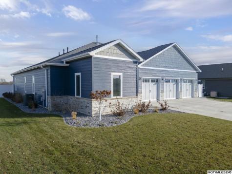 1757 S Illinois Mason City IA 50401