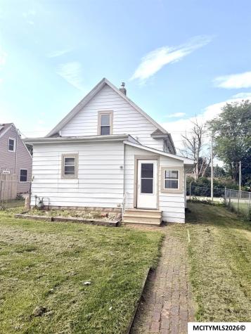 541 19th SE Mason City IA 50401