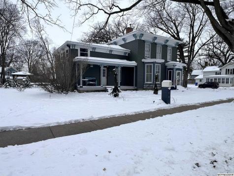 300 Kelly Street Charles City IA 50616