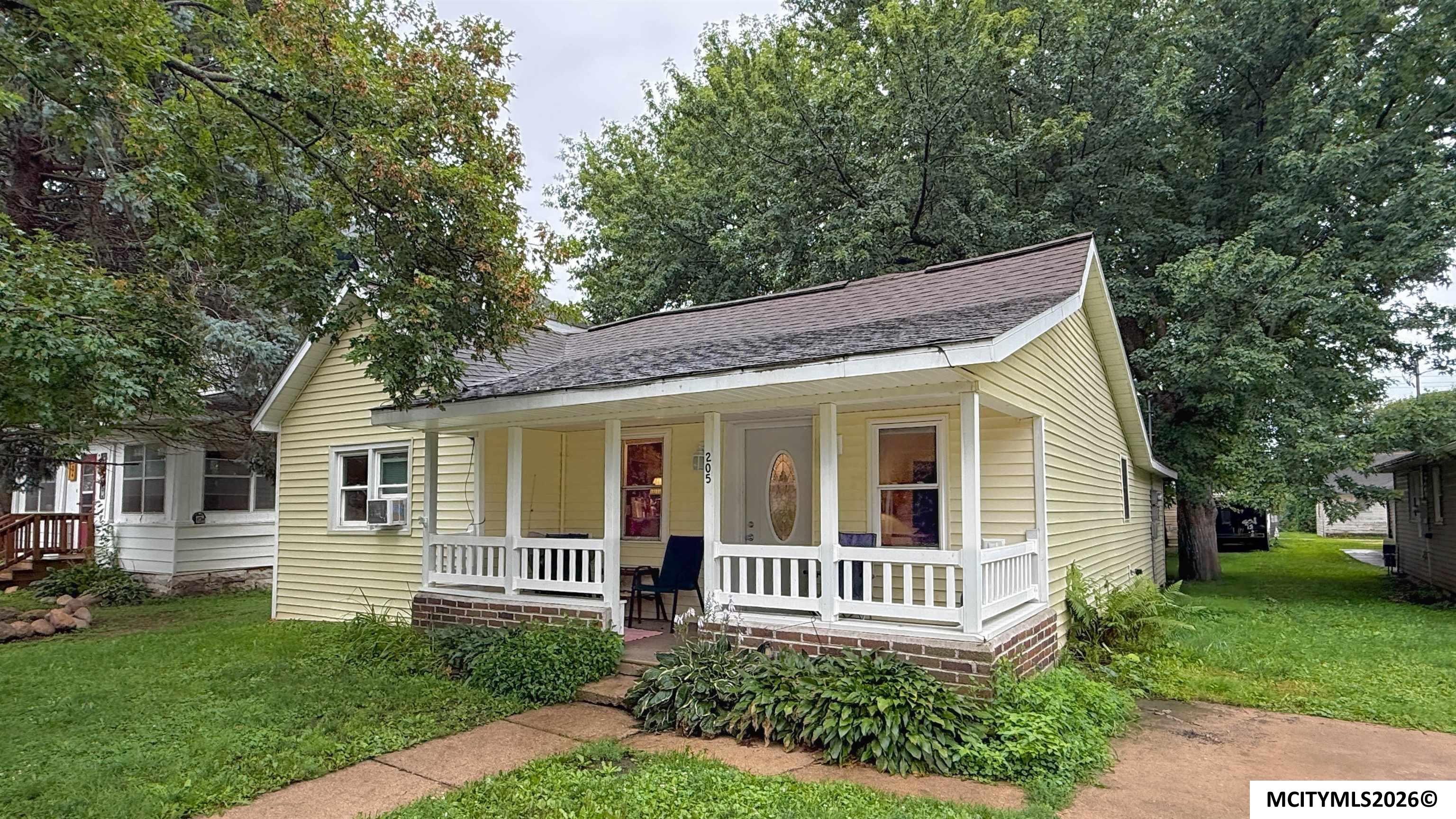 205 S 4th Street Greene IA 50636