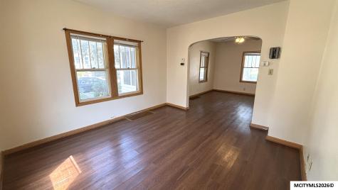 1441 N Jefferson Avenue Mason City IA 50401