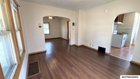 1441 N Jefferson Avenue Mason City IA 50401
