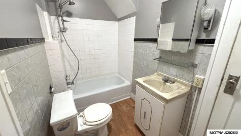 1441 N Jefferson Avenue Mason City IA 50401