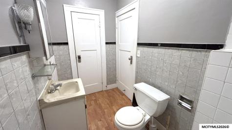 1441 N Jefferson Avenue Mason City IA 50401
