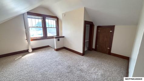 1441 N Jefferson Avenue Mason City IA 50401