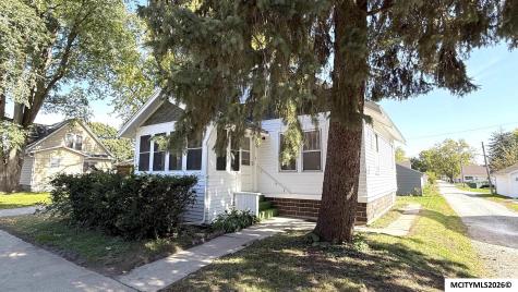 1441 N Jefferson Avenue Mason City IA 50401