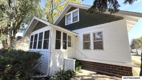 1441 N Jefferson Avenue Mason City IA 50401