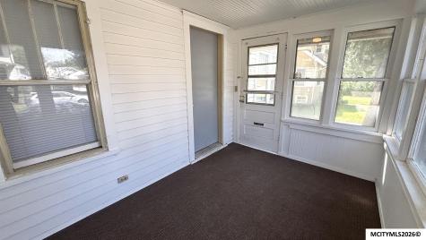 1441 N Jefferson Avenue Mason City IA 50401