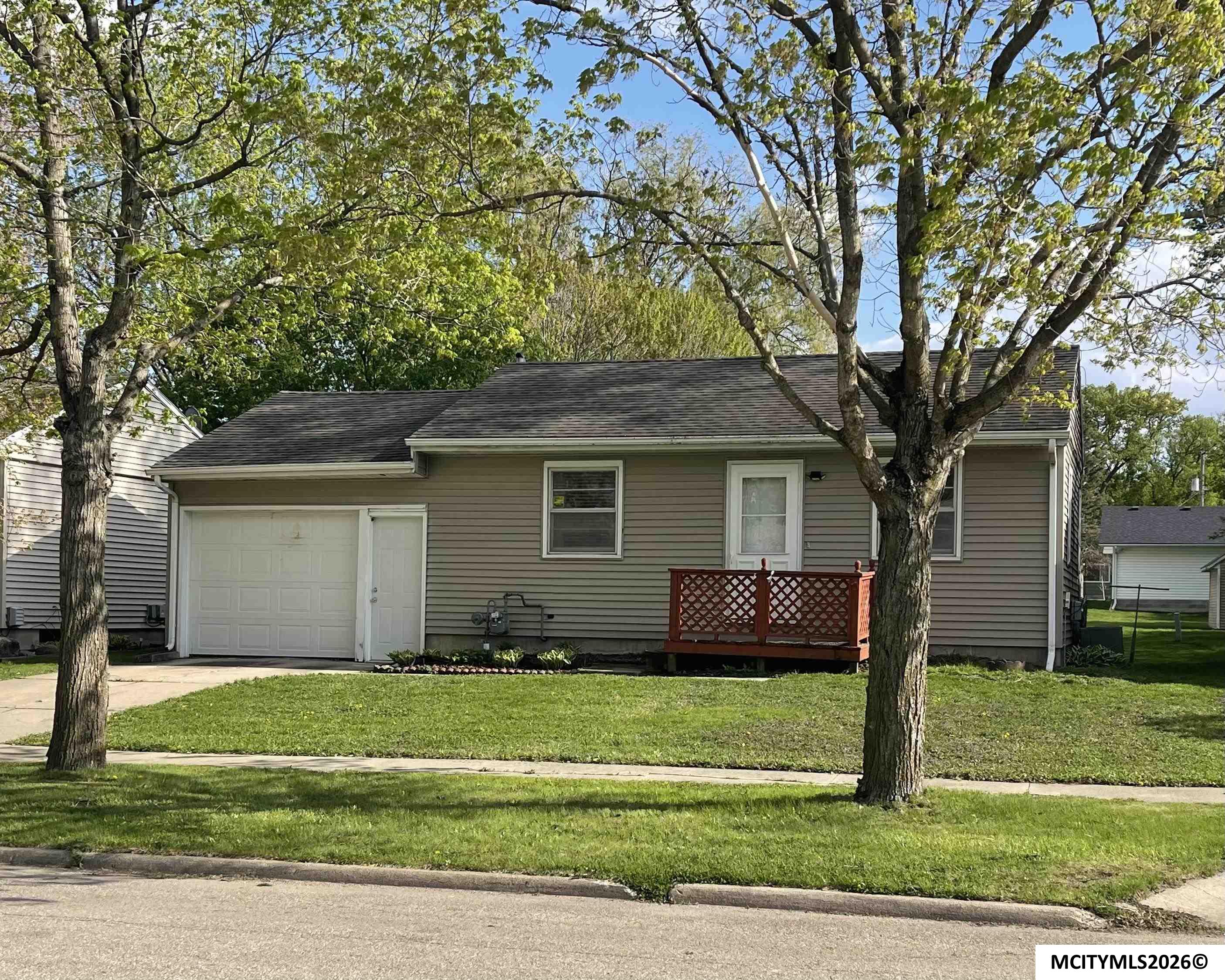 835 12th SE Mason City IA 50401