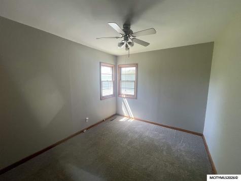 835 12th SE Mason City IA 50401