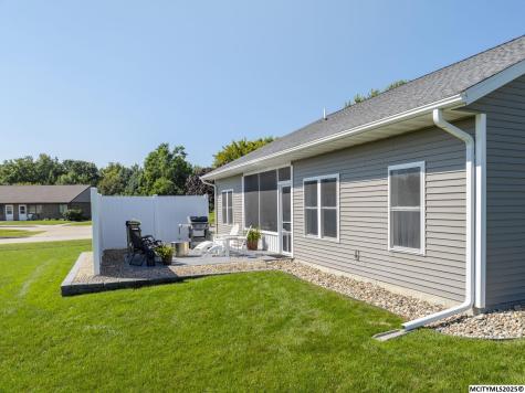 1400 Blake Drive Clear Lake IA 50428