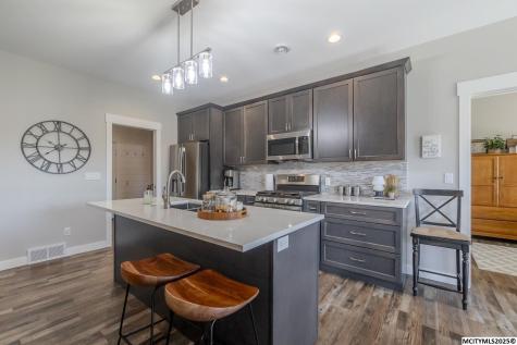 1400 Blake Drive Clear Lake IA 50428