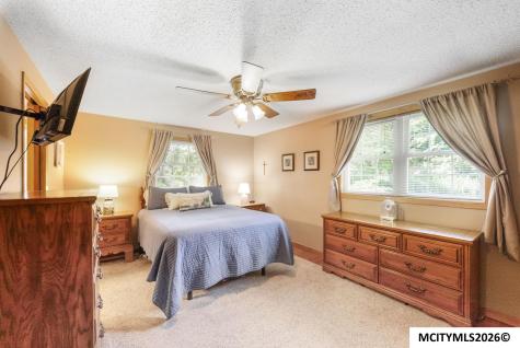 38 Country Circle Mason City IA 50401
