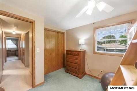 38 Country Circle Mason City IA 50401