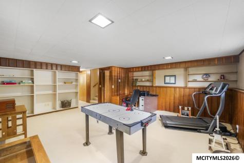 38 Country Circle Mason City IA 50401