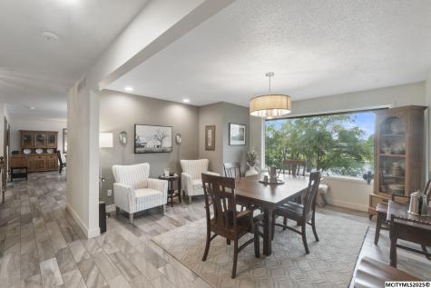 740 Briarstone Drive Mason City IA 50401