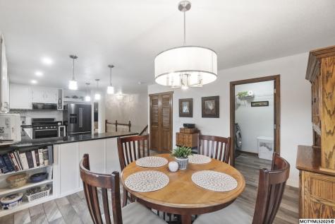 740 Briarstone Drive Mason City IA 50401