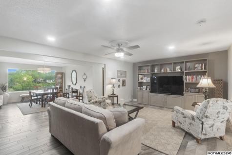 740 Briarstone Drive Mason City IA 50401