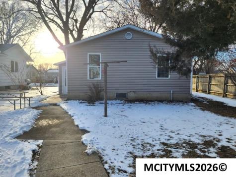704 S 13th Street Clear Lake IA 50428