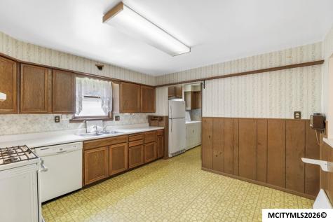 608 S Carolina Avenue Mason City IA 50401