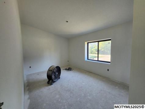 1368 12th NE Mason City IA 50401